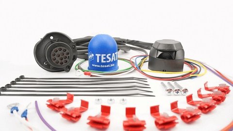 Electrical set for towbar, length 2,0m with 13-pin socket, wires in three PVC tubes, 8 wires for lighting functions and 4 thick wires for caravaning applications
